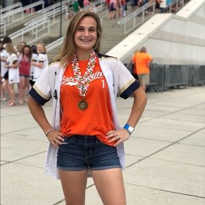 Meet your Posher, Emily